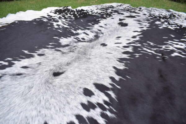 Real Genuine Black Speckled Salt and Pepper Cowhide Rug 6x6 Large Modern Living Room Area Rug Natural Leather Hair On Cheap Brazilian Brindle Hung on Wall Bedroom Cheap Cowhide Rug Sale